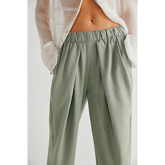 FREE PEOPLE Nothin To Say Pleated Trousers / Seagrass - Picture 2 of 10